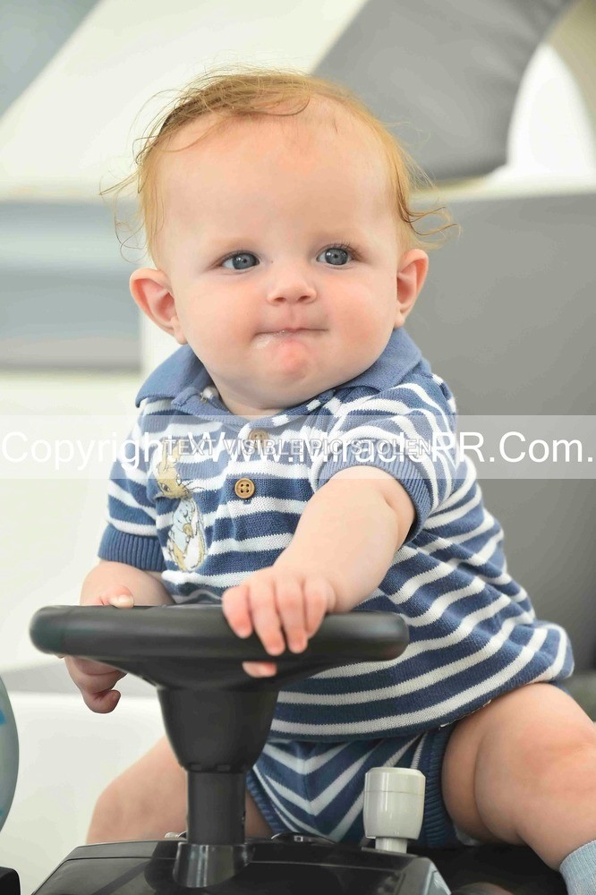 SH4_2196 - Bonny baby competition.