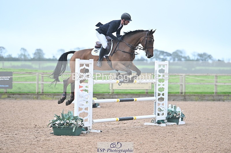 231013A-160303-03192 - Cls 10 National 1.30m Open