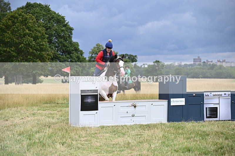 WJ6_2735 - Time at Jump 11:06 to 11:40