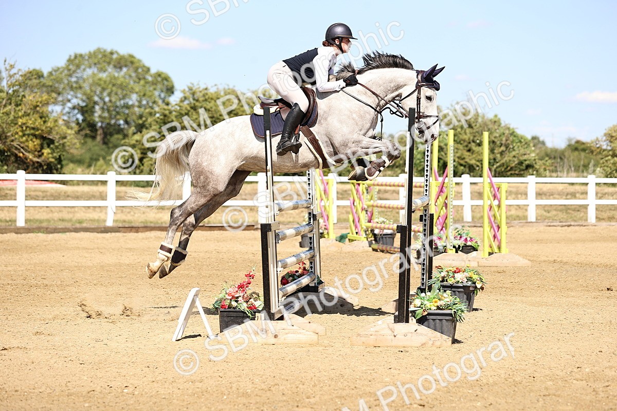 SBM_015332 - Class 16 - Senior foxhunter - 1.20m Open