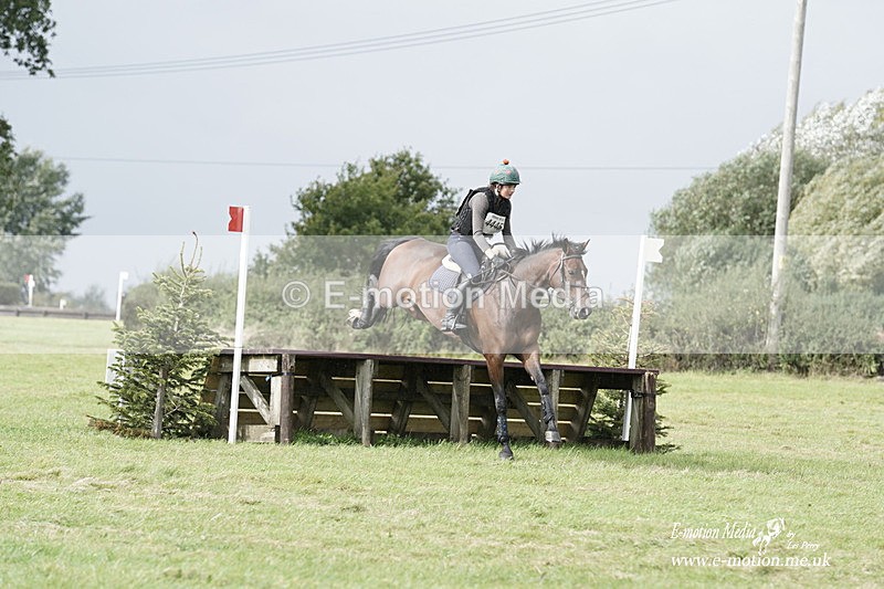  WWHT 031021 3674 - Intermediate Pairs (0.90m) 03/10/21