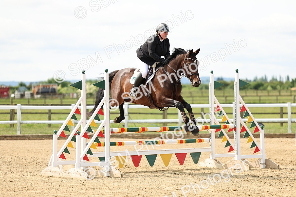 SBM_004420 - Class 16 - Senior British Novice - 90cm