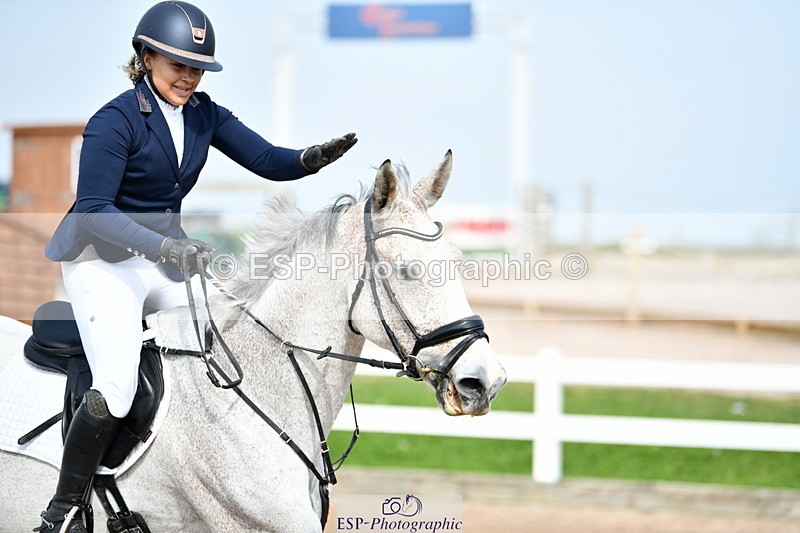 240511A-163513-15438 - Cls 26 Discovery and 1m Open