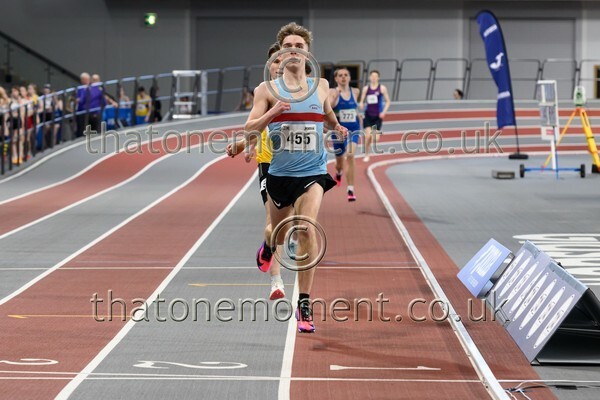 Age26SUN-919271 - Track Male Set One