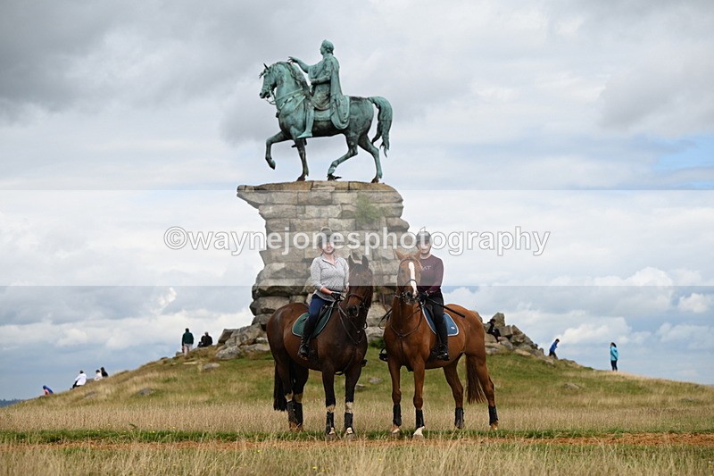 DSC_7026 - Time at Statue 12:45 to 13:15