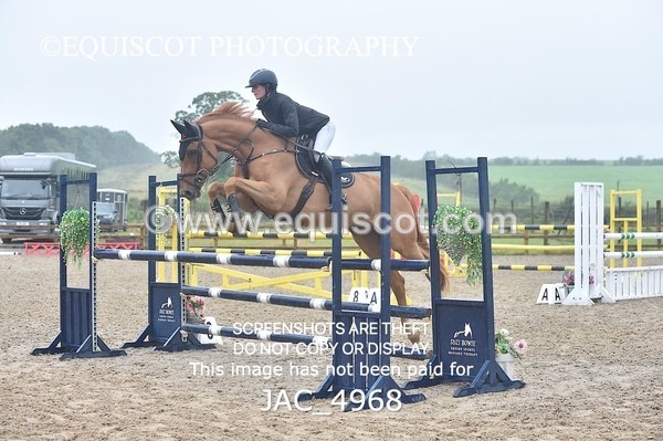 JAC_4968 - CLASS 16 SUN Senior Newcomers/ 1.10m Open