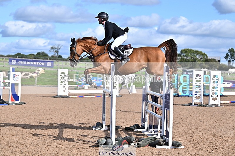 260923B-151735-00952 - Cls 06 Snr Fox & 1.20m Open