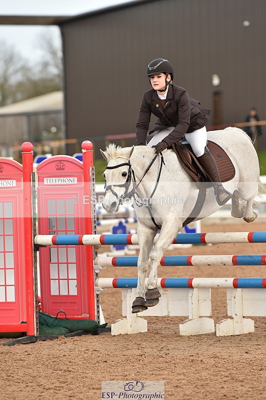 240210A-120418-01086 - Cls 8 Pony Newcomers & 1m Open