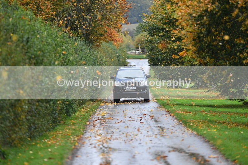 WJ5_6012 - B&B walk back for Hunt Tea !