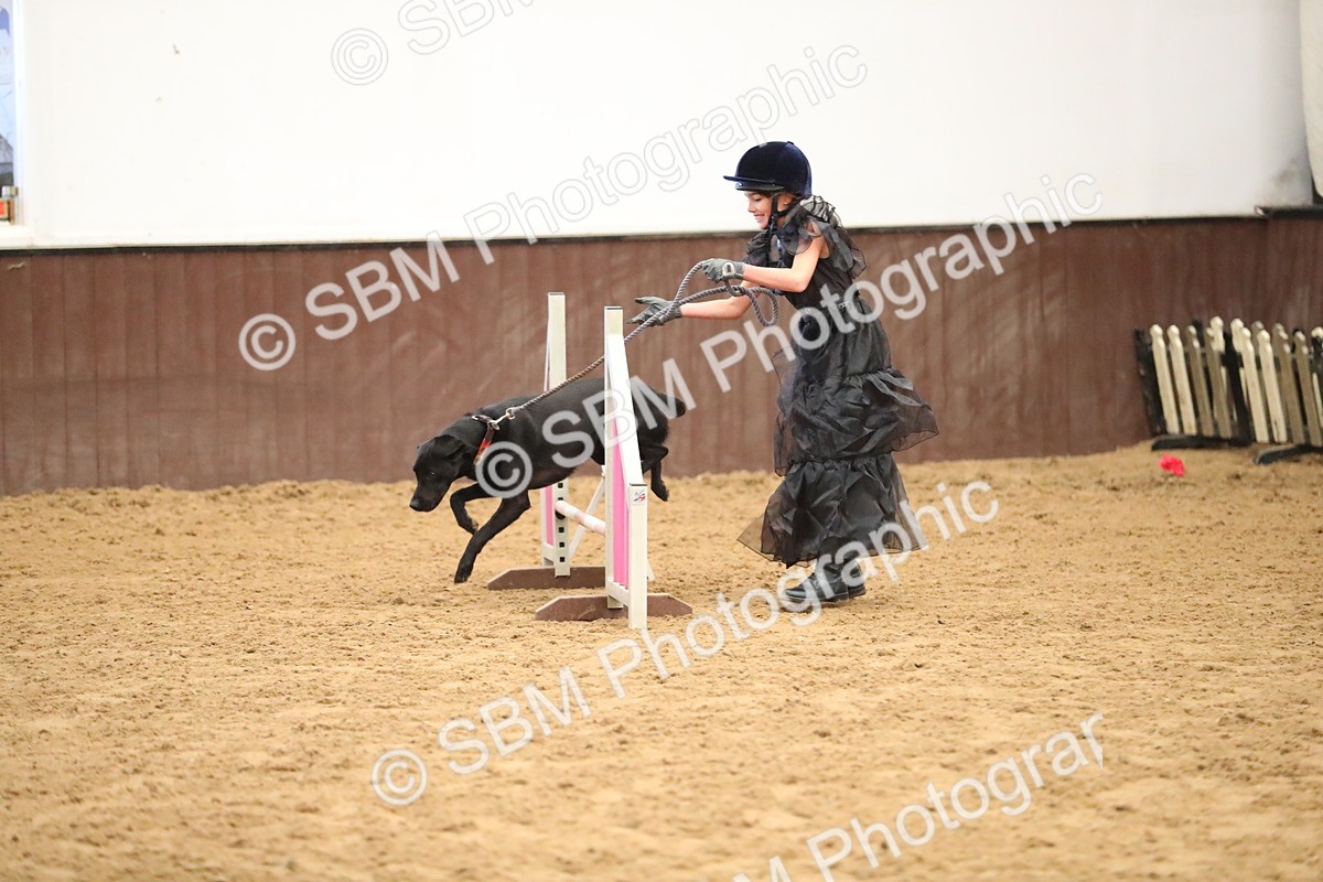 SBM_001275 - Class 3 - Horse & Hound