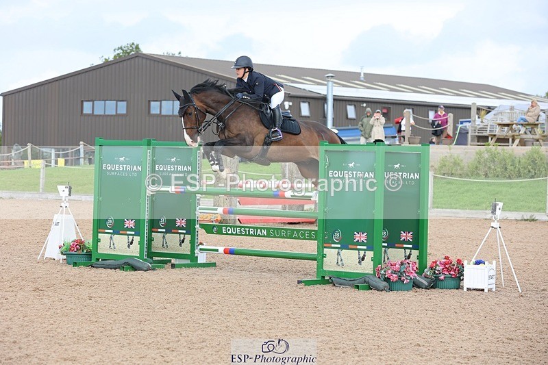 250911-110457-00828 - Cls 2 Snr Newcomers