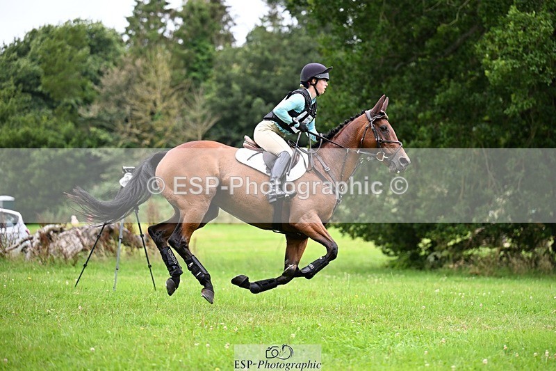 240803-125105-04164 - 119-Izzy_Baines-RIGHT_ON_QUE