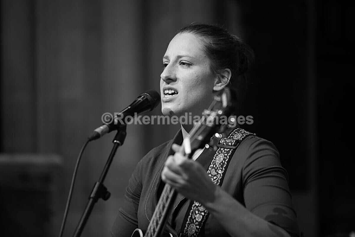 FOLK N BLUES-52 - FOLK and BLUES SEPT 2022