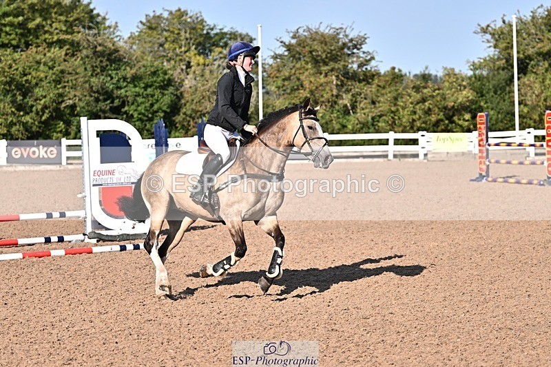 260812-090733-00024 - Cls 1 Clear Round