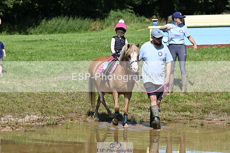 240728B-111058-01146 - Gemma's Group XC