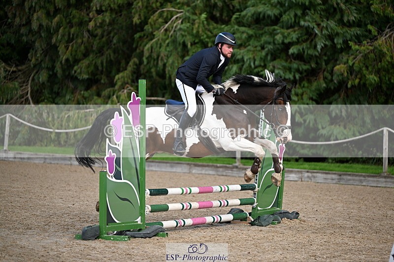 251004A-142455-01516 - Classes 6 & 7 60cm