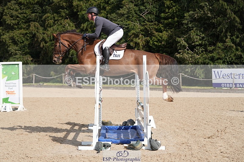 260322A-124808-01719 - 12 Newcomers 1m 10 Open