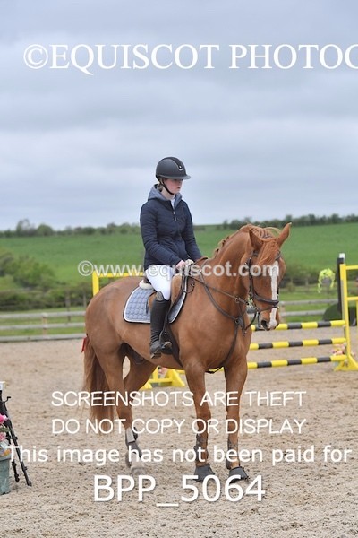 BPP_5064 - CLASS 24 SUN Senior BritiNovice/ 90cm Open