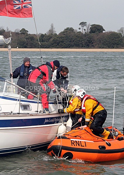 100411 JLP SAILING CLUB - RNLI IMG_0548 - APRIL 11th 2010 - JLP SAILING CLUB & RNLI