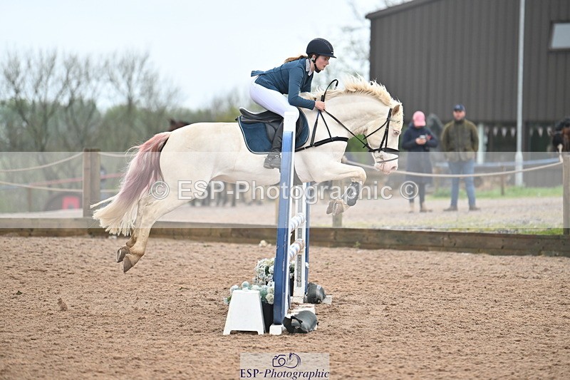 240505A-113419-04904 - Cls 3  Pony Discovery & 90cm Open