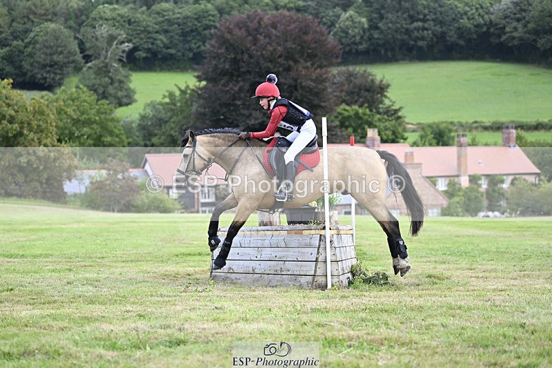 240825X-111715-32489 - 70cm XC 11.00 to 12.00