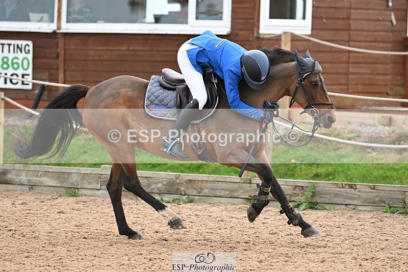 240907A-125737-01793 - Cls 3 Pony Medium Team 80cm & 90cm