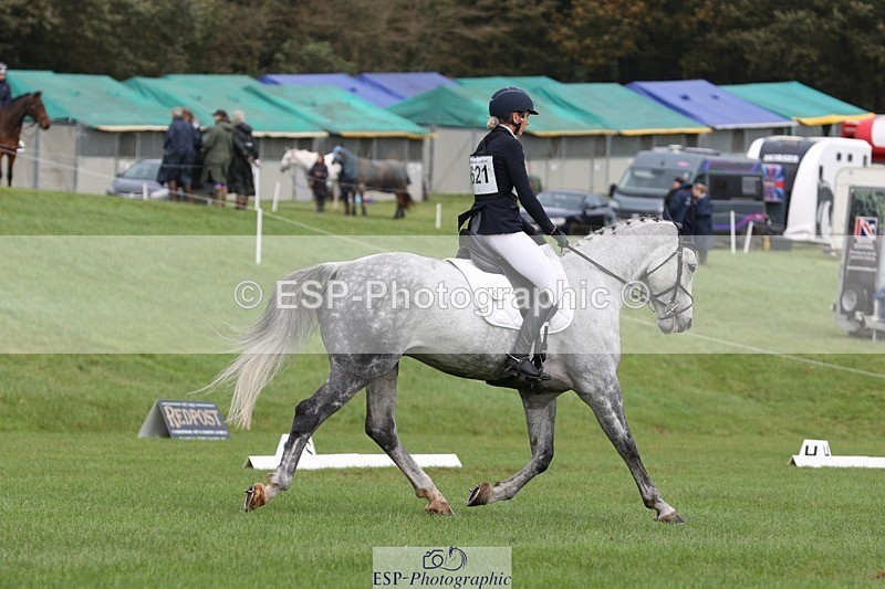 231019-122331-03616 - 621-QUALITY.BLUE-Lucy.Boultbee-brooks-DR