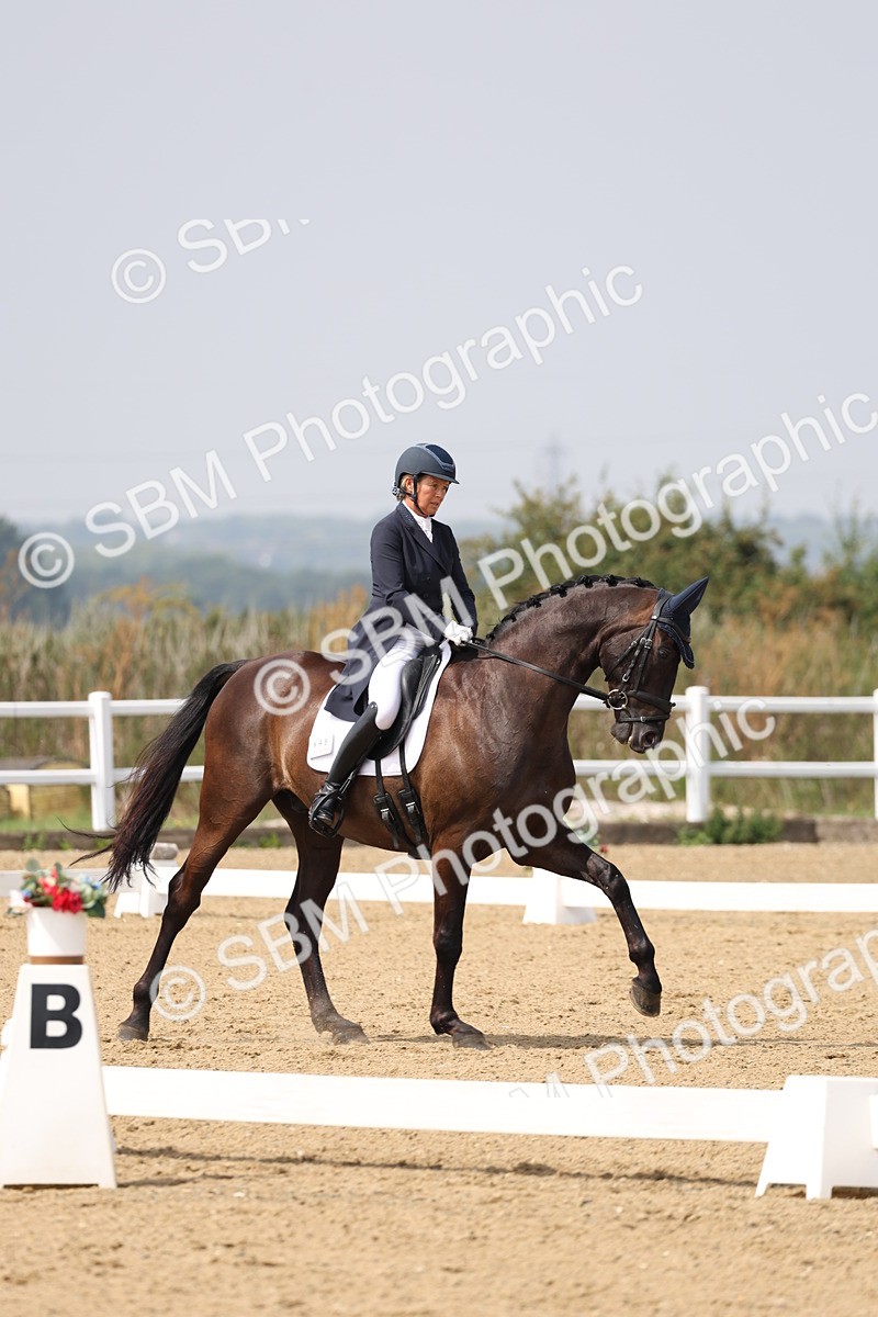 SBM_007300 - Class 9 - FEI INT I - 13.37-14.33