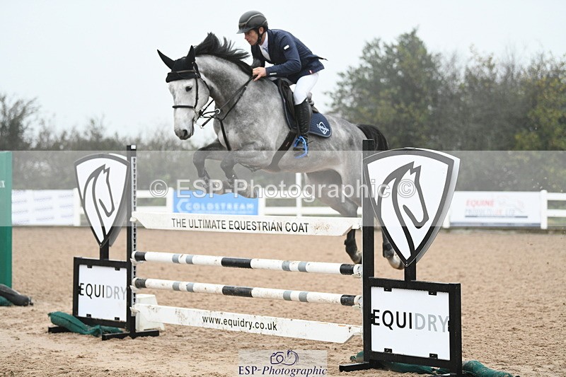 241103A-121716-07901 - SUN Cls 22 Blue Chip Performance Champ Q and Open