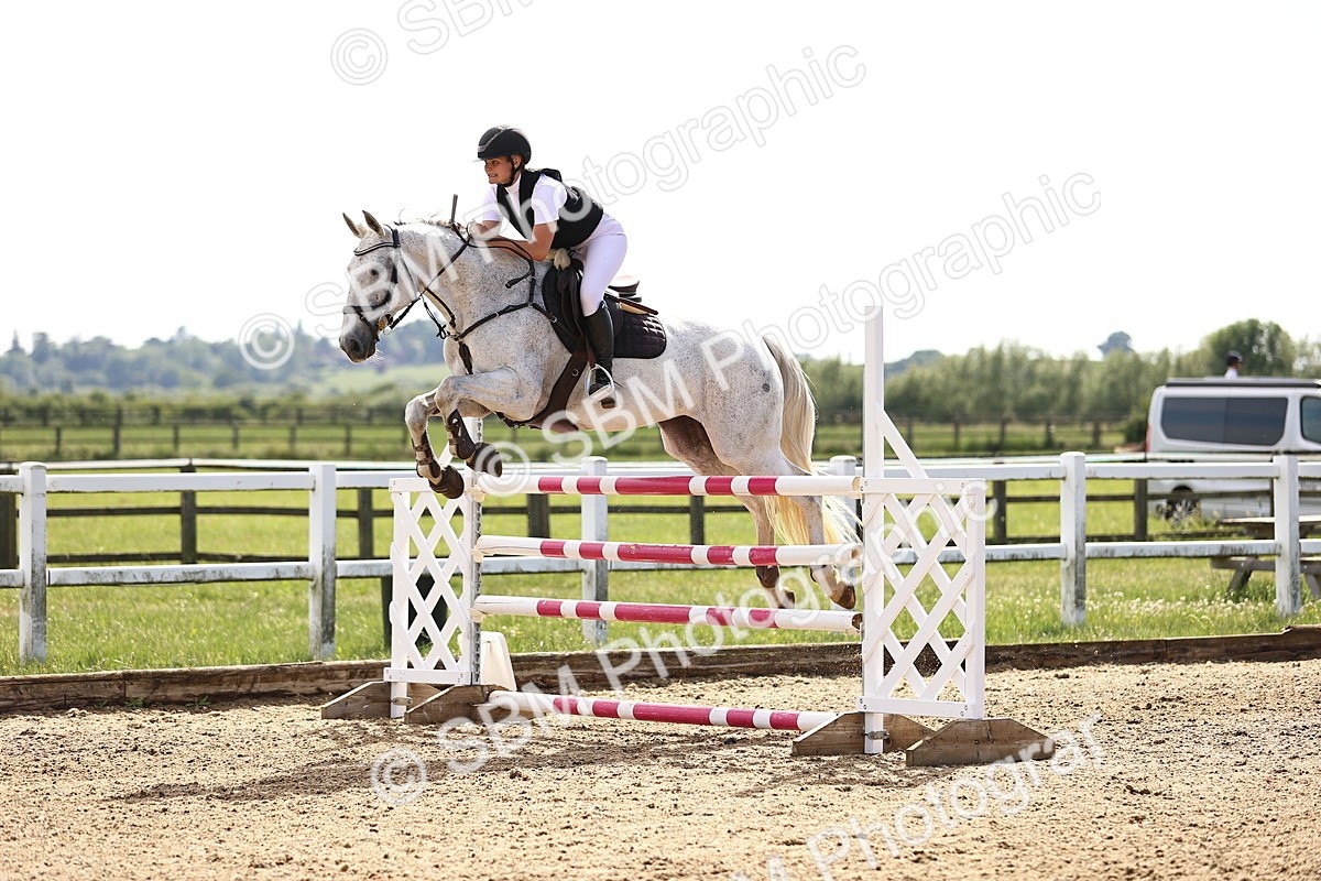 SBM_003014 - Class 5 - Senior Foxhunter - 1.20m