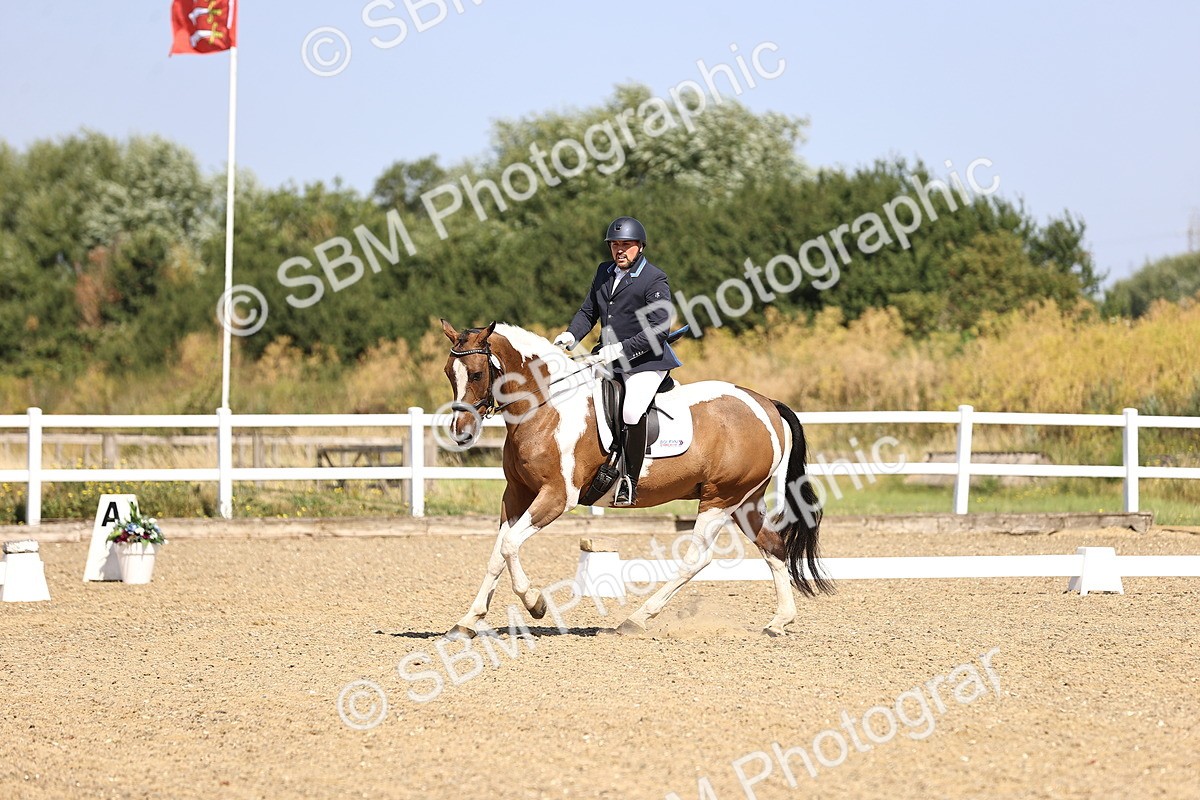 SBM_009316 - Novice 5 - 9.50-10.53
