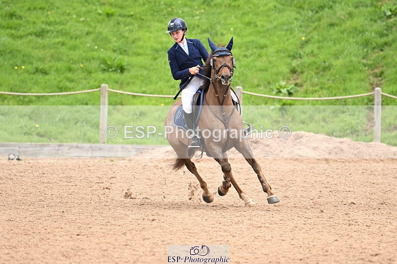 240630A-131734-13634 - Cls 25 HOYS 138cm Qualifier