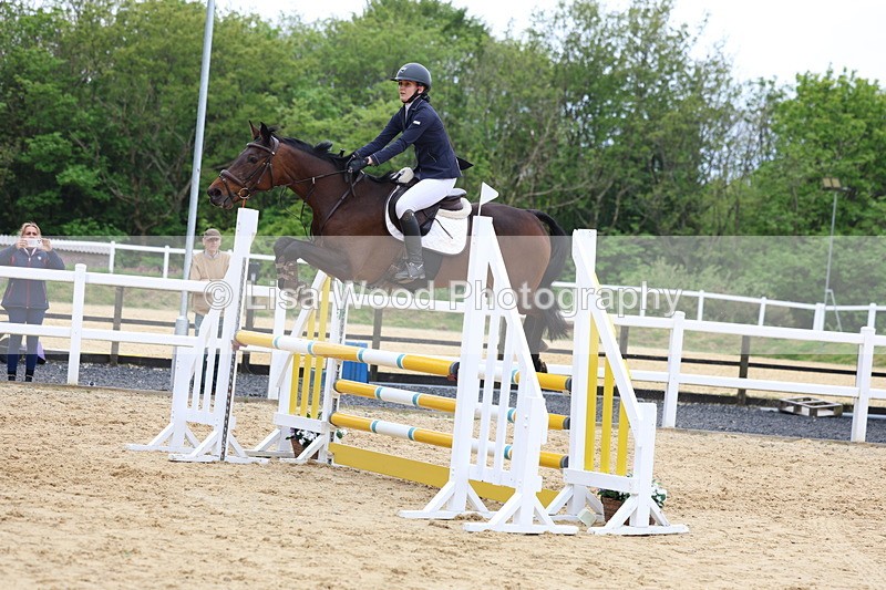 3E7A6448 - Class 4: Senior British Novice/90cm open