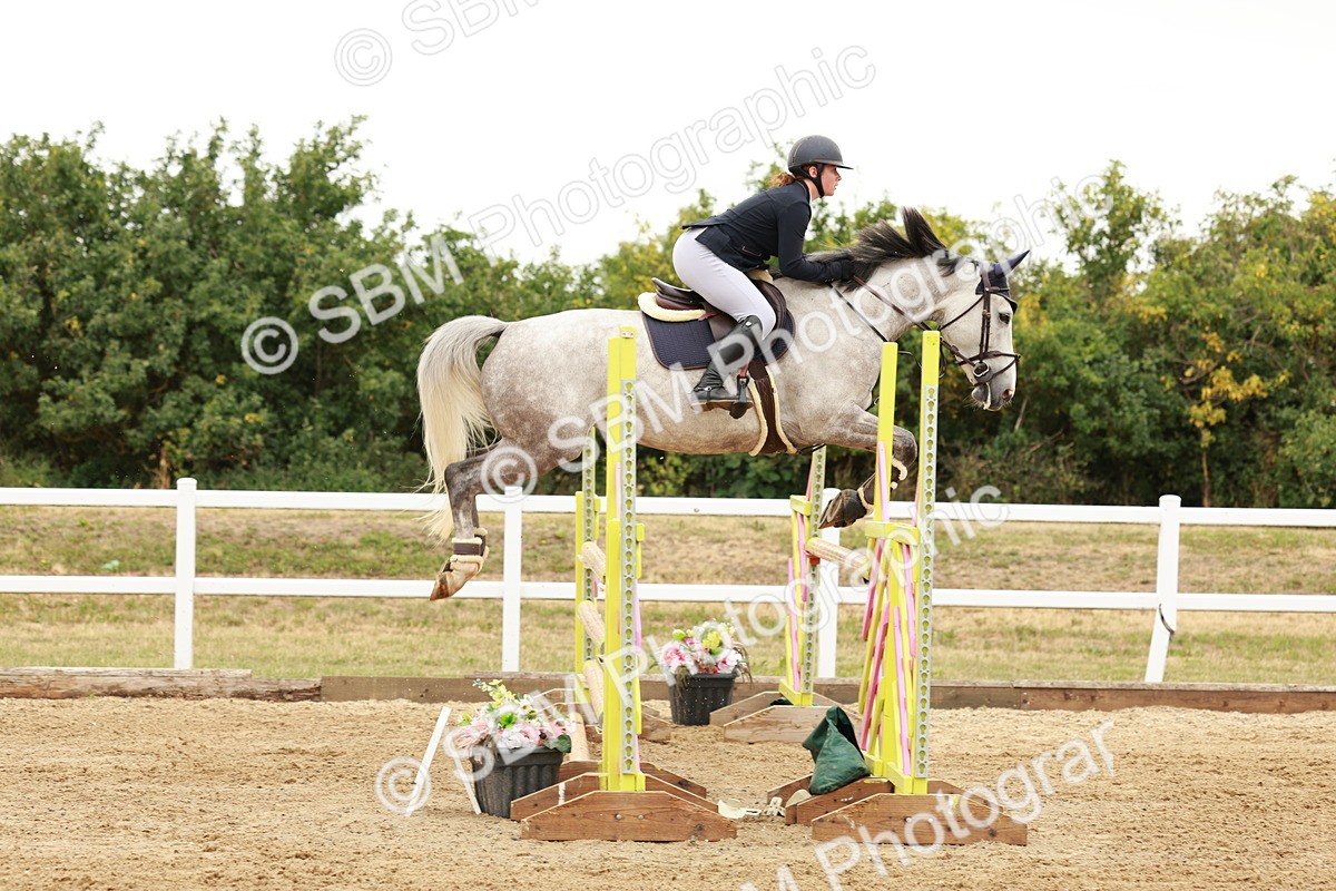 SBM_016675 - Class 20 - Senior Newcomers - 1.10m