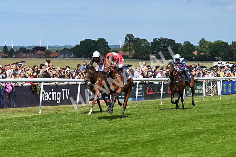 280525-Race 3-Rogue Invader-4824 - Race 3