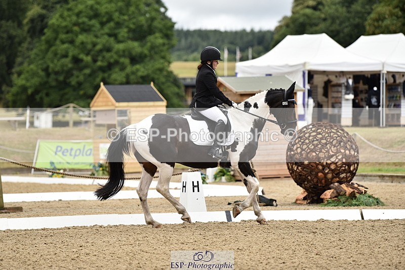140109A-231954-08441 - 129-Nicole.Windley-Sweetcombe.Huntsmans.Girl