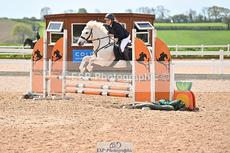 240504A-115619-00842 - Cls 14 & 15 Club & Schools 70cm