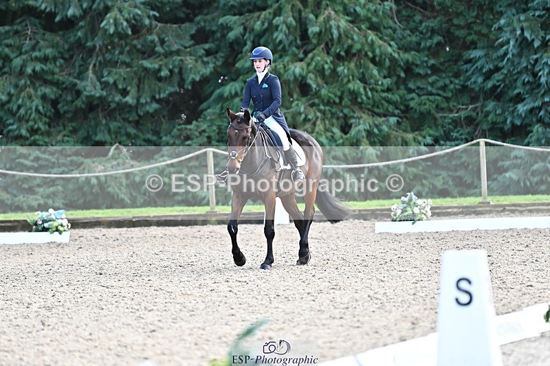 241023-163628-00981 - 018-Alice.Robinson-DERRYS.DIAMOND.CAVALIER