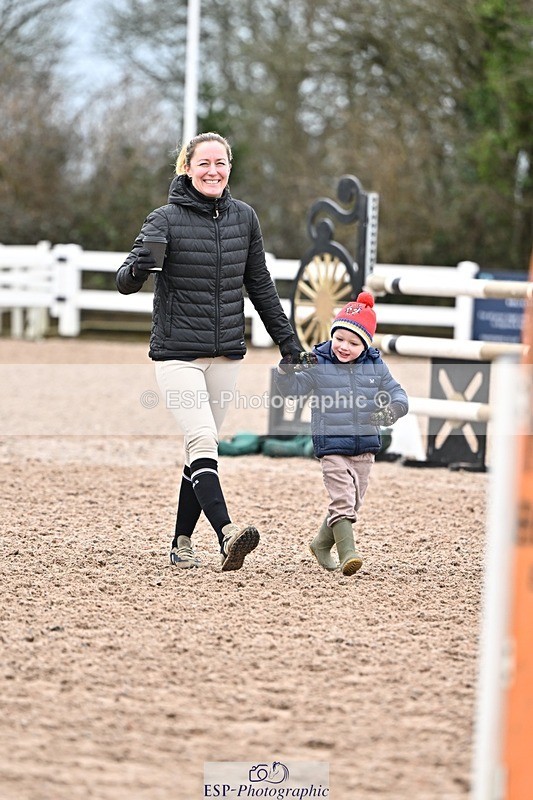 250129-114212-00264 - Cls 04 Snr Newc & 11.0m Open