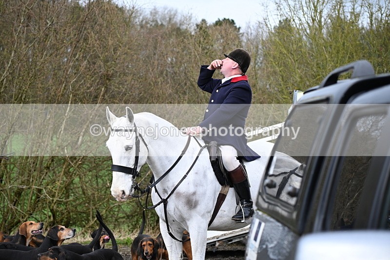 WJ6_8541 - Meet & Line One