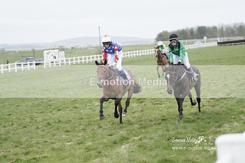 PtP 260323 1112 - New Forest Hounds Point-to-Point Larkhill 26/03/23