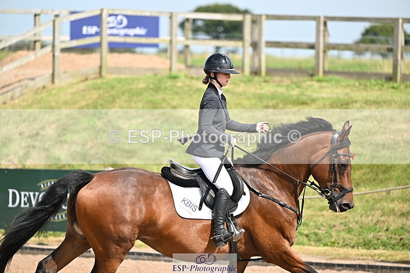 240828A-135954-00758 - Cls 4 Snr Newcomers and 1.10m Open