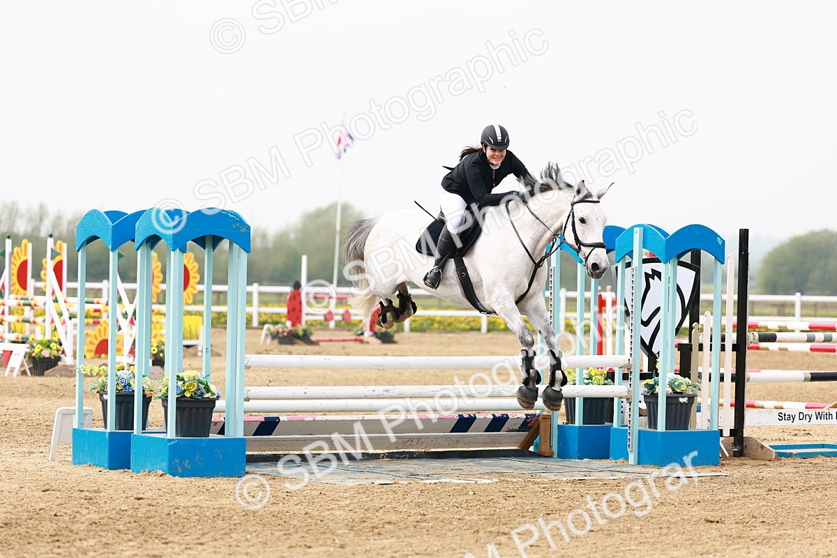  - Class 18 - Senior Newcomers - 1.10m