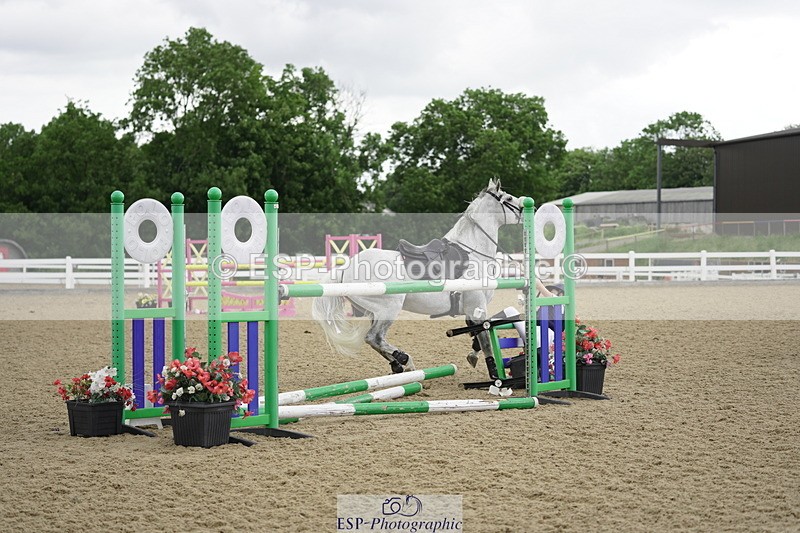 230625A-151706-04524 - Cls 12 Children on Horses 95cm + 1.15m