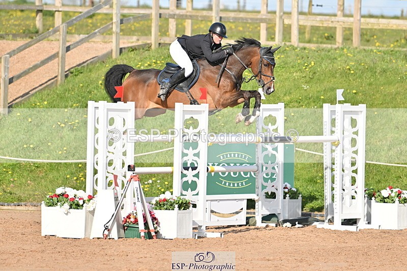 240420A-171716-12651 - Cls 11, 2 Star Big Tour 1.40m