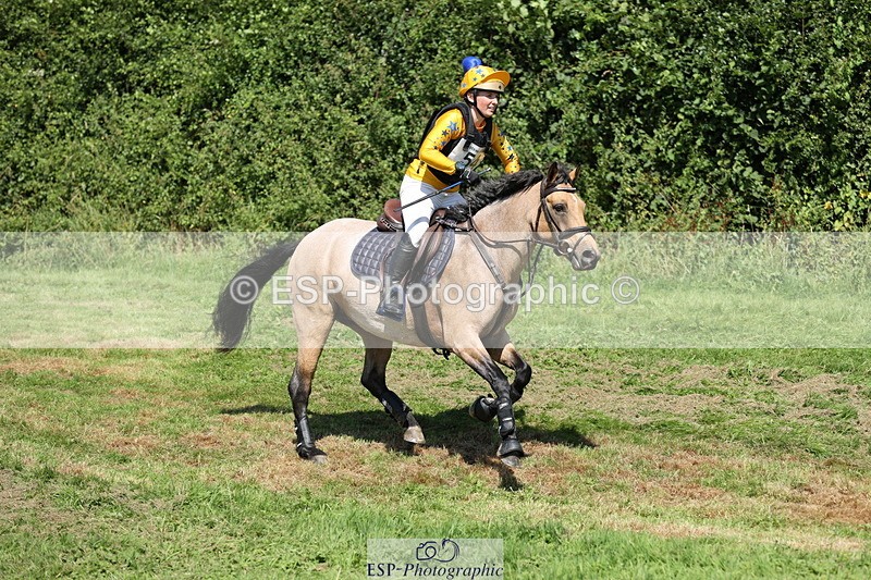 240811A-112105-01651 - 054-