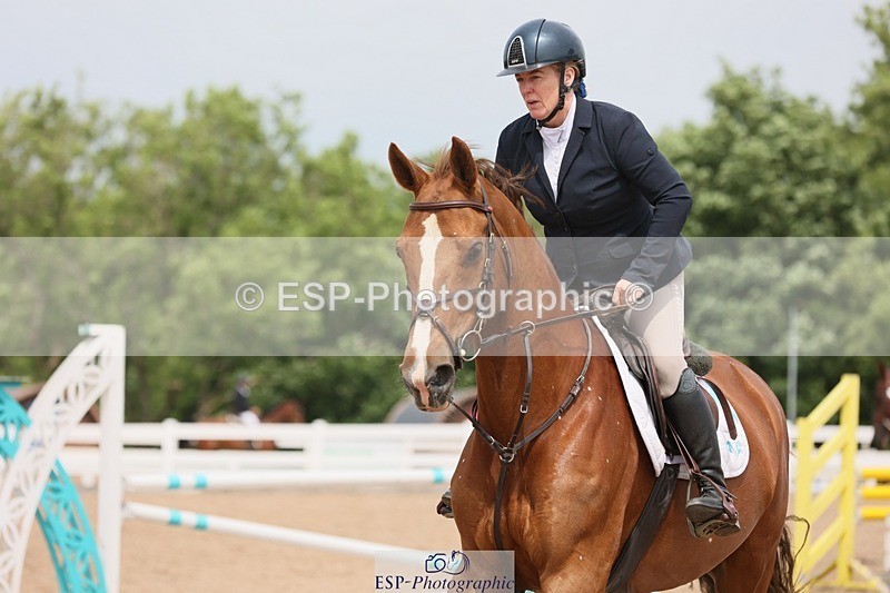 250523-124151-01385 - Cls 09 A&B  Snr Disc & 1.00m Open