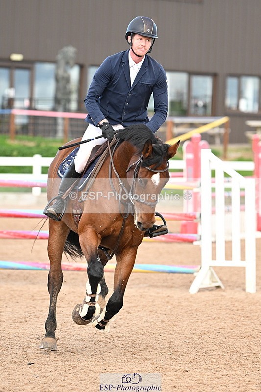 241023A-152235-01175 - Cls 5 Foxhunter and 1.20m Open