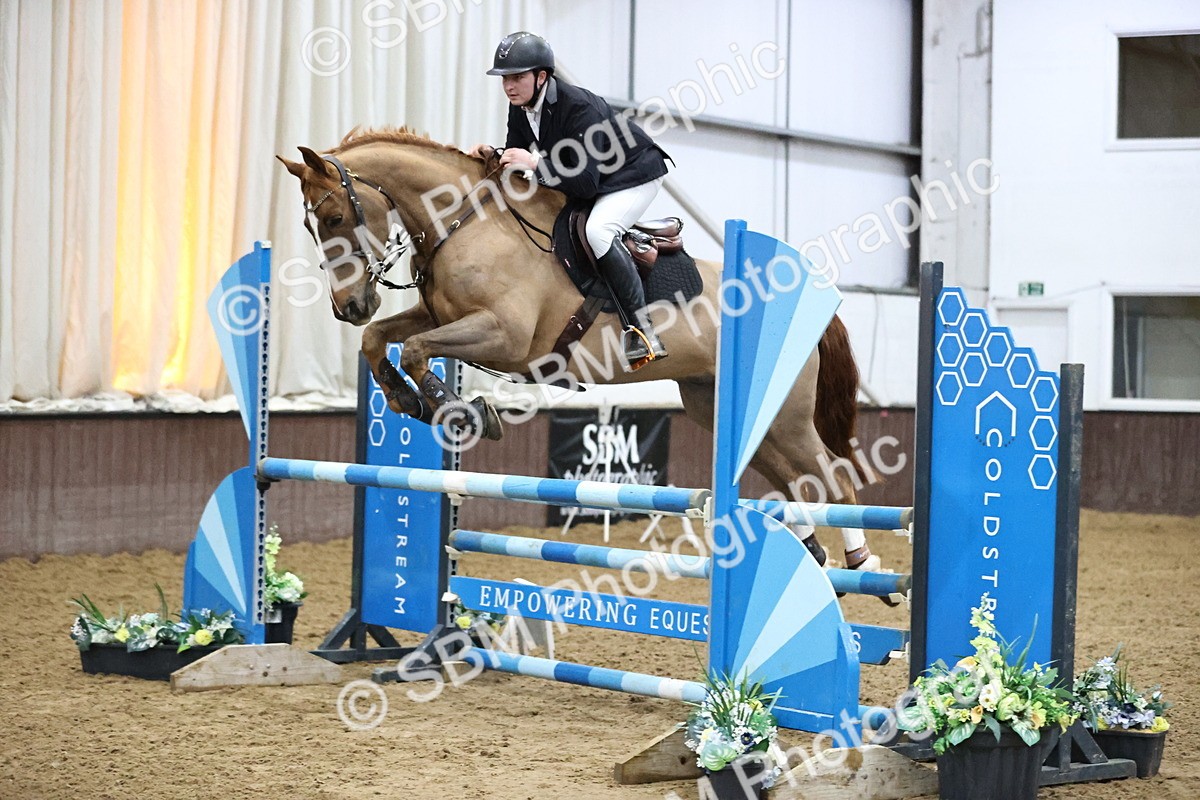 SBM_005337 - Class 17 - Senior Newcomers 1.10m