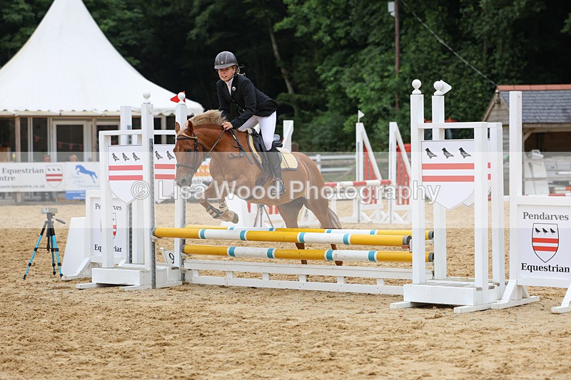 3E7A6665 - Class 10: Junior 60cm